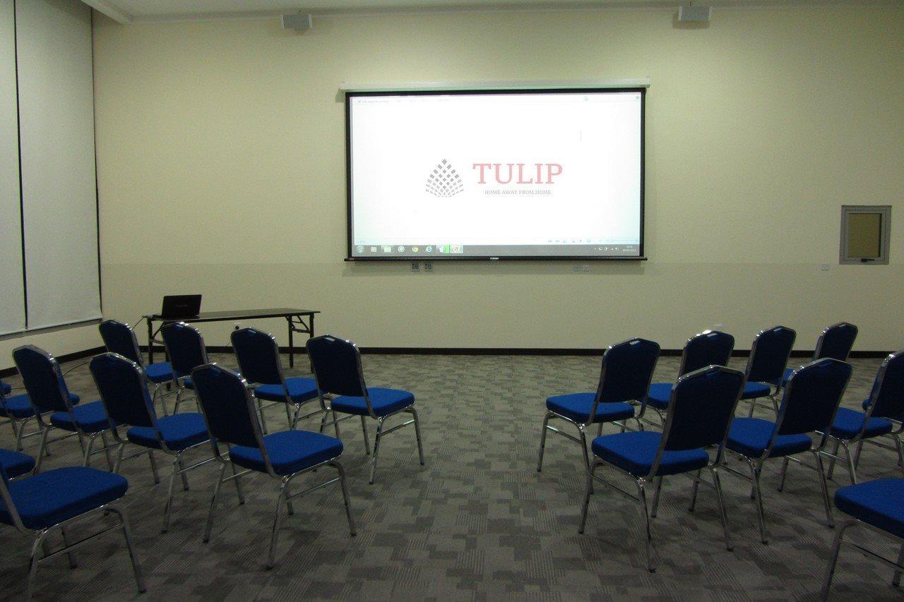 Tulip Hotel & Suites Manama Exterior photo