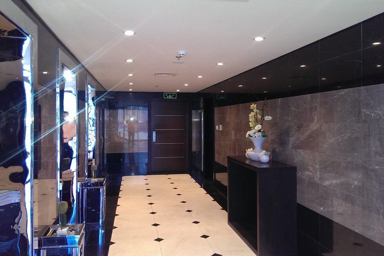 Tulip Hotel & Suites Manama Exterior photo