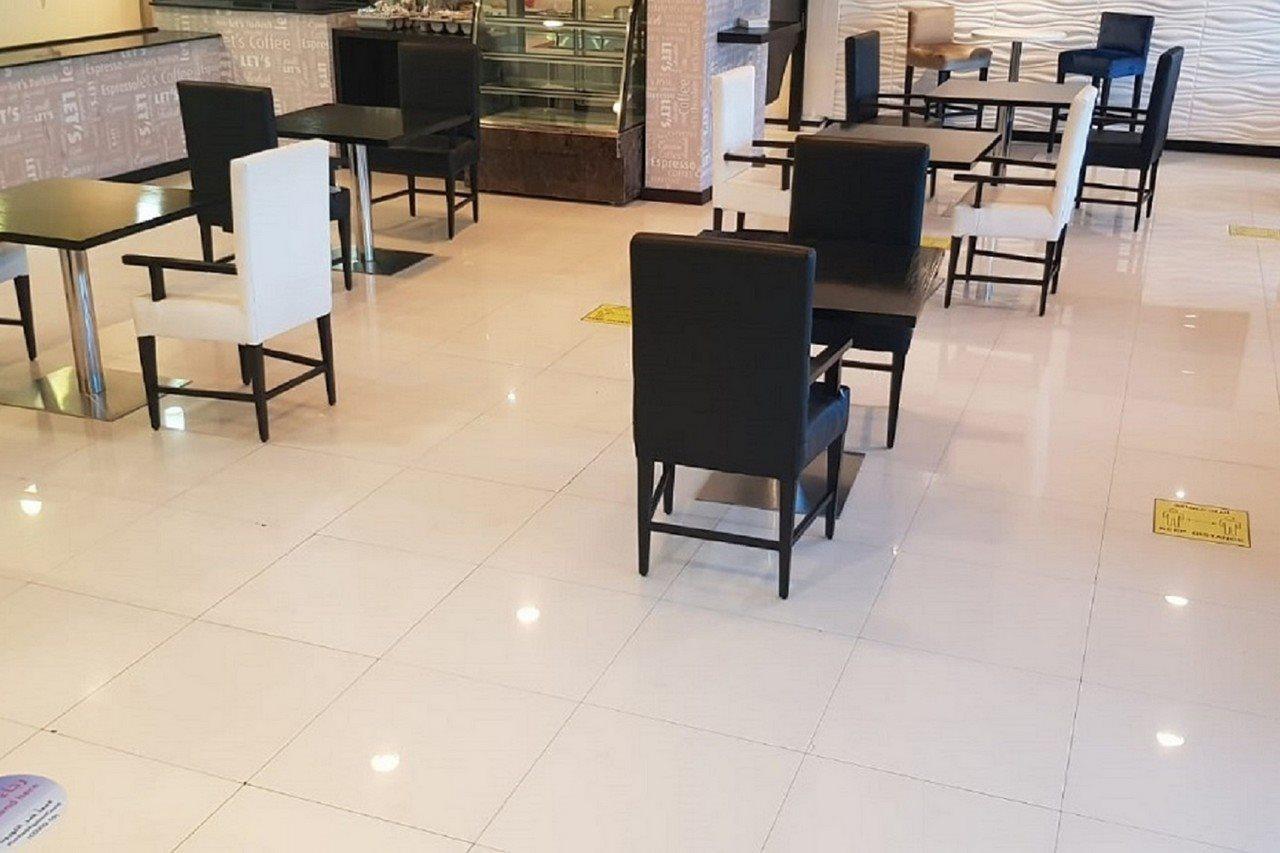 Tulip Hotel & Suites Manama Exterior photo